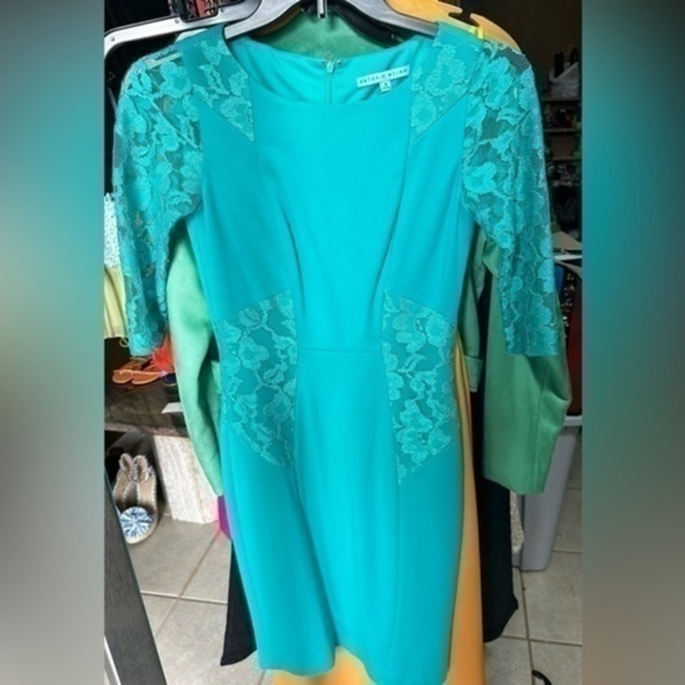 Antonio Melani lace sleeves round neck dress
